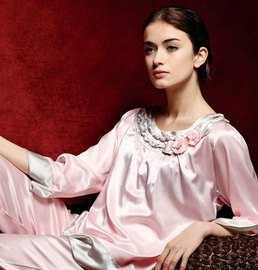 優(yōu)雅與品質(zhì)的融合——供應(yīng)升派2010秋冬高檔絲綢純色女套1612